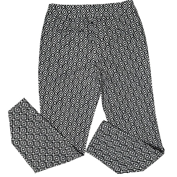Chico's Pants - Chicos Black White Geometric Print Pull On‎ Ankle Pants Sz 0R US 4R Rayon Cotton